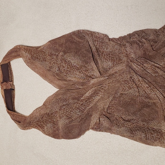 Dress - Picture 5 of 8